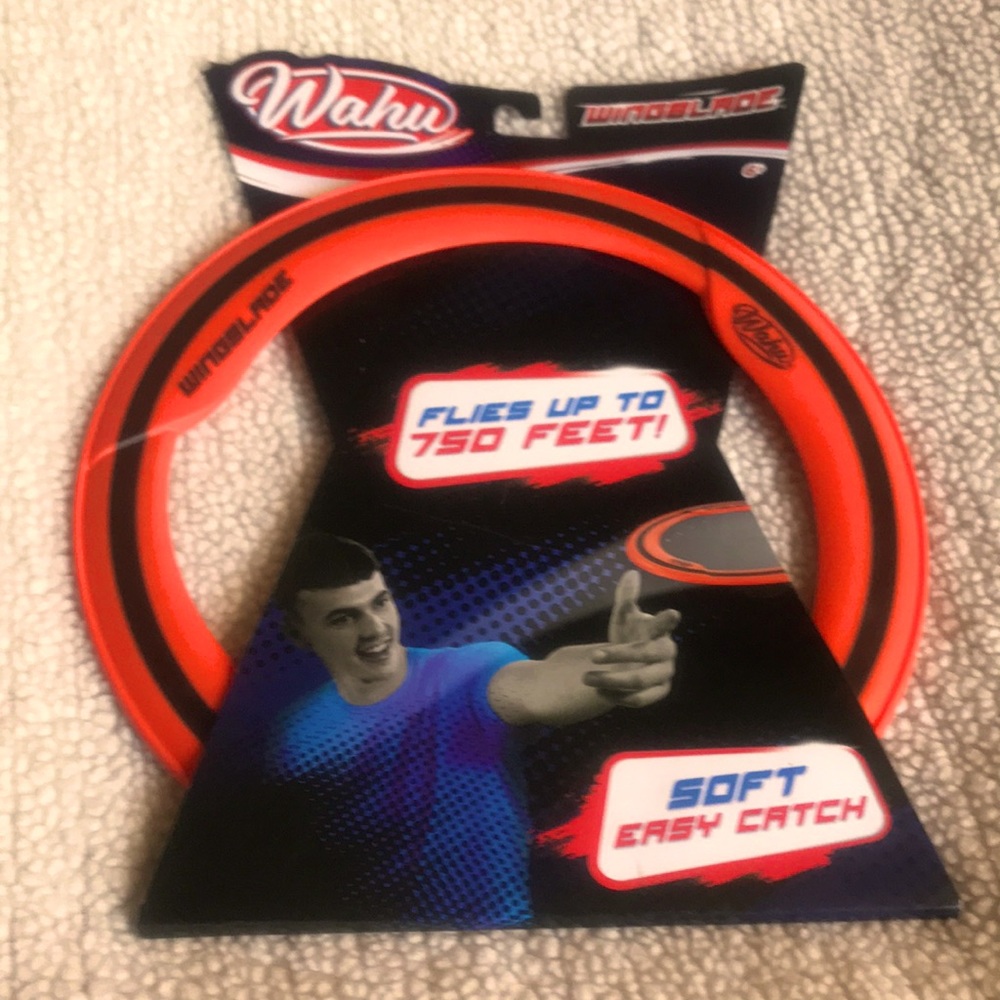 Wahu Wingblade Pro Flying Ring 10” Flies up to 750ft. Orange w/ BLK stripe